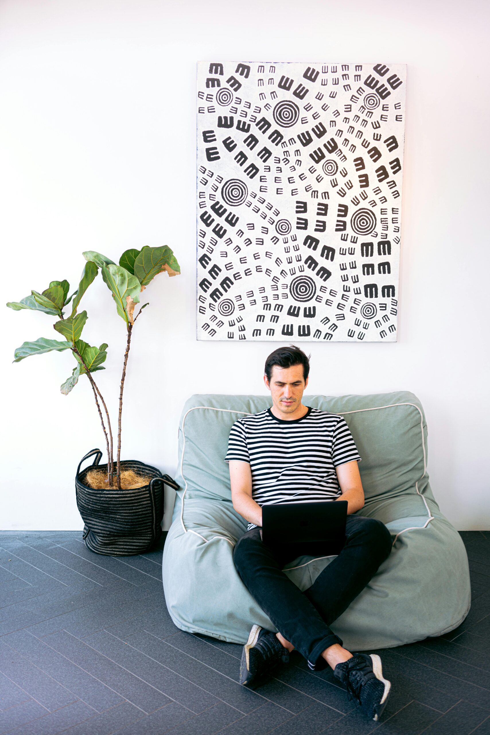 Creating the Ideal Home Office: Tips for Productivity and Comfort